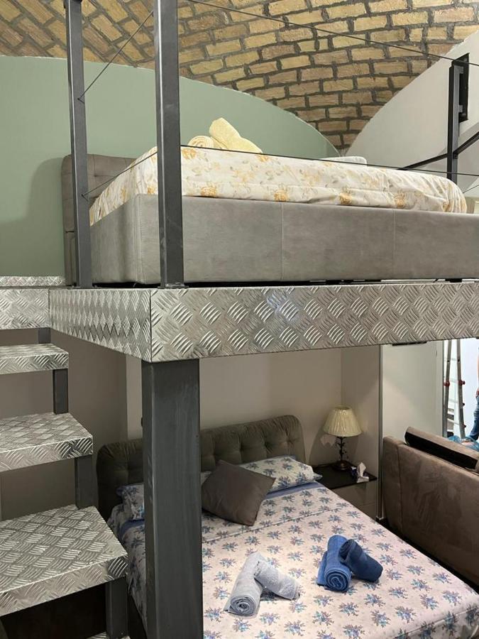 La Rosa Di Roma Colosseo Apartment ภายนอก รูปภาพ